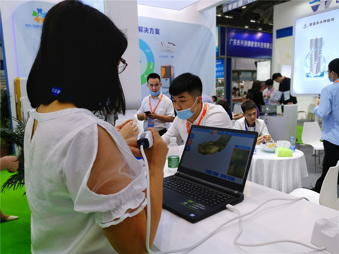 try intraoral scanner